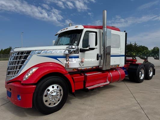 2021 International LONESTAR Sleeper Trucks