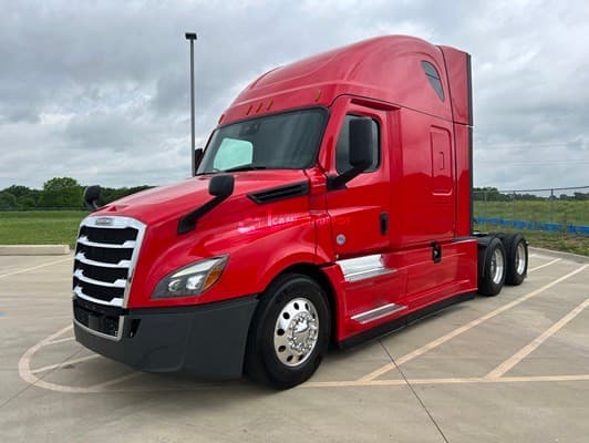 2022 Freightliner PT126064ST Sleeper Trucks