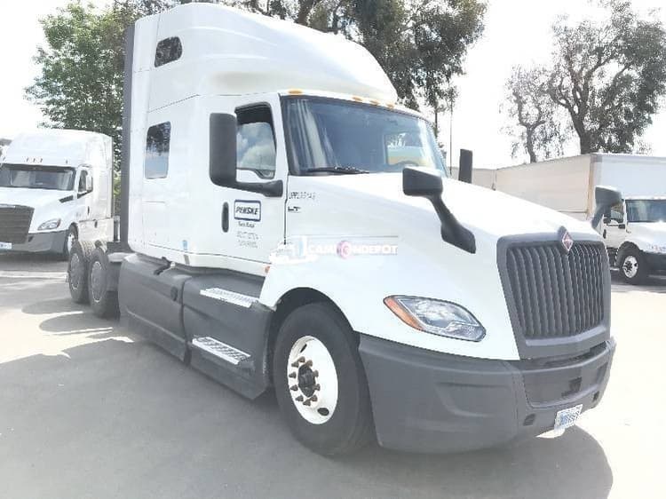 2022 International LT625 Sleeper Trucks