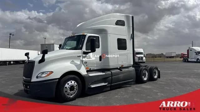 2021 International LT Sleeper Trucks