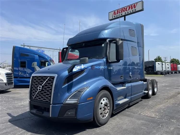 2019 Volvo VNL 760 Sleeper Trucks
