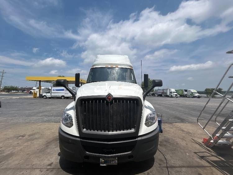 2022 International LT625 Sleeper Trucks