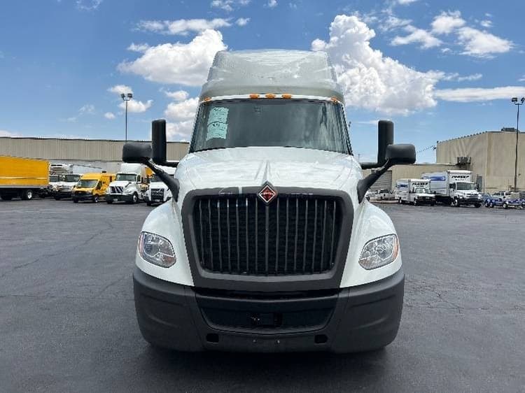 2022 International LT625 Sleeper Trucks