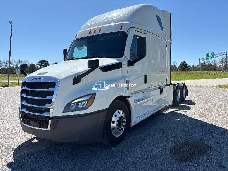 2021 Freightliner T12664ST Sleeper Trucks