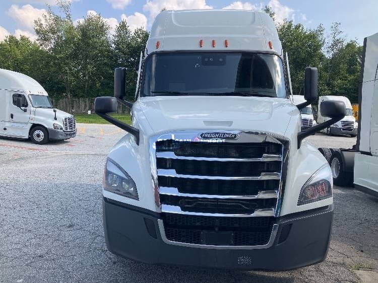 2021 Freightliner T12664ST Sleeper Trucks