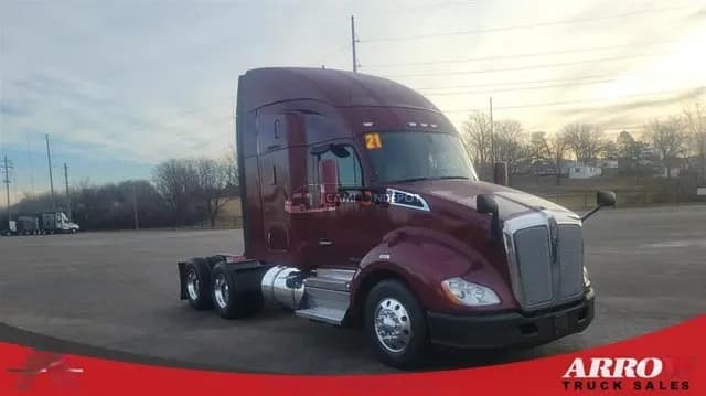 2021 Kenworth T680 Sleeper Trucks