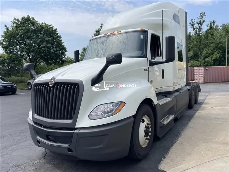 2022 International LT625 Sleeper Trucks