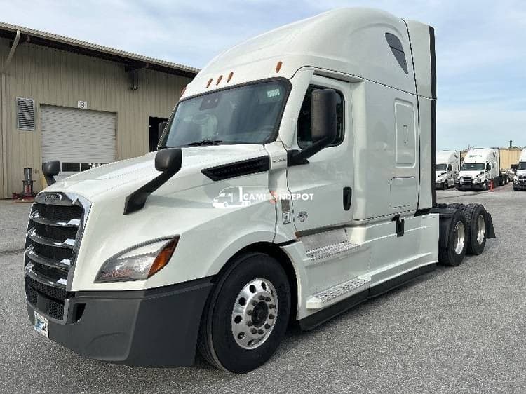 2021 Freightliner T12664ST Sleeper Trucks