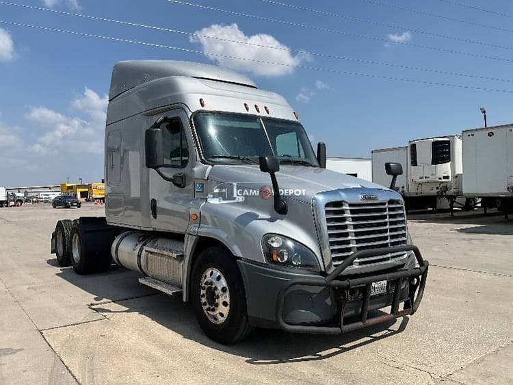2020 Freightliner Cascadia 12564ST Sleeper Trucks
