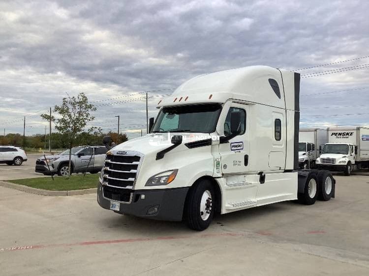 2021 Freightliner T12664ST Sleeper Trucks