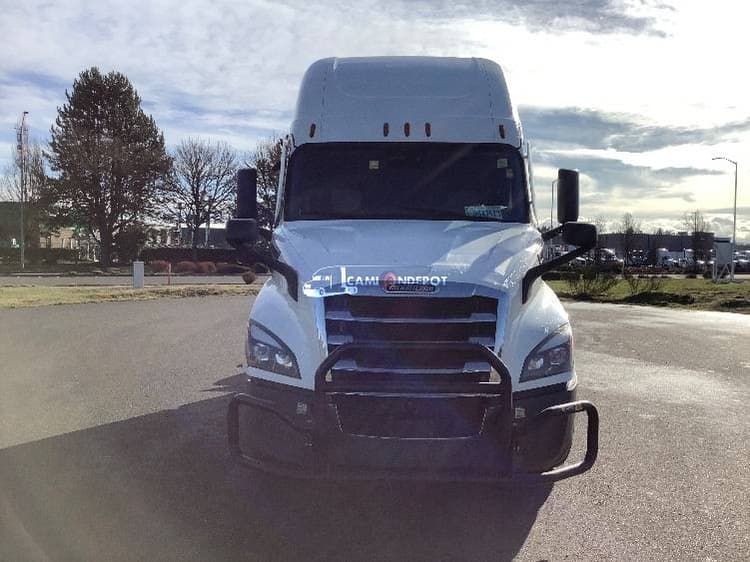 2020 Freightliner T11664ST Sleeper Trucks