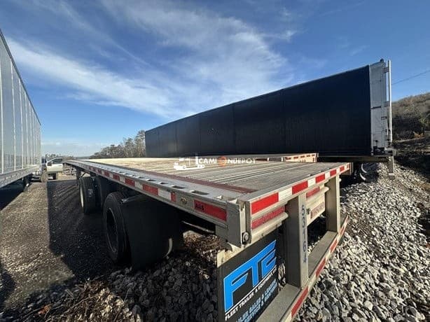 2017 Fontaine 53  Trailers Flat Bed 