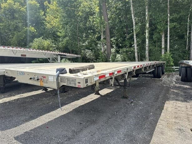 2016 Benson FLATBED Trailers Flat Bed 