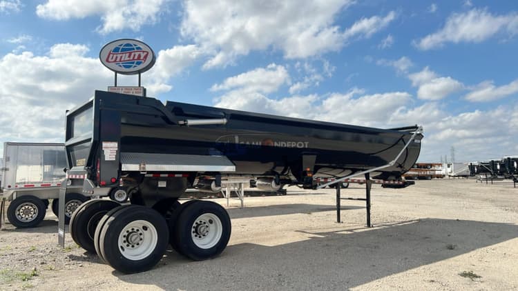 2025 Clement 32X102 Trailers End Dump 