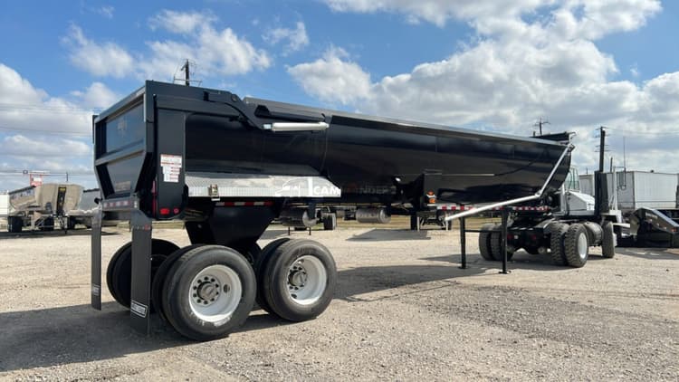 2025 Clement 32X102 Trailers End Dump 