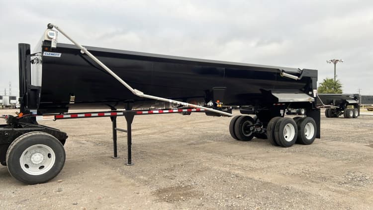 2025 Clement 32X102 Trailers End Dump 