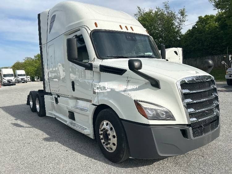2021 Freightliner T12664ST Sleeper Trucks