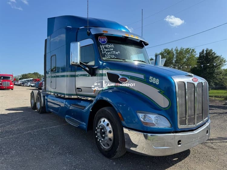 2019 Peterbilt 579 Sleeper Trucks