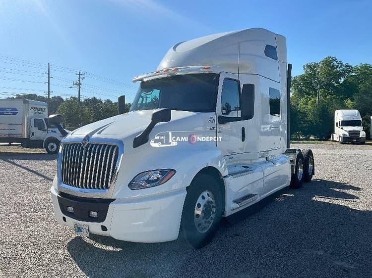 2021 International LT625 Sleeper Trucks