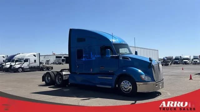 2019 Kenworth T680 Sleeper Trucks