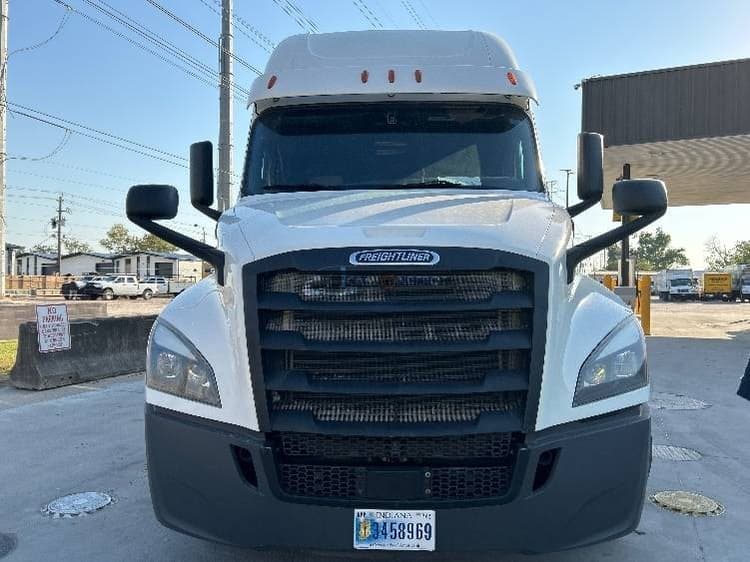 2020 Freightliner T12664ST Sleeper Trucks