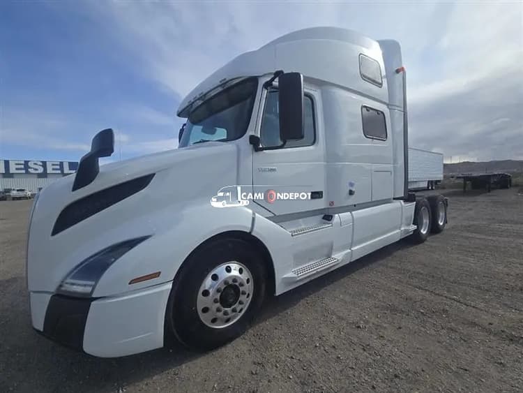 2020 Volvo VNL 860 Sleeper Trucks