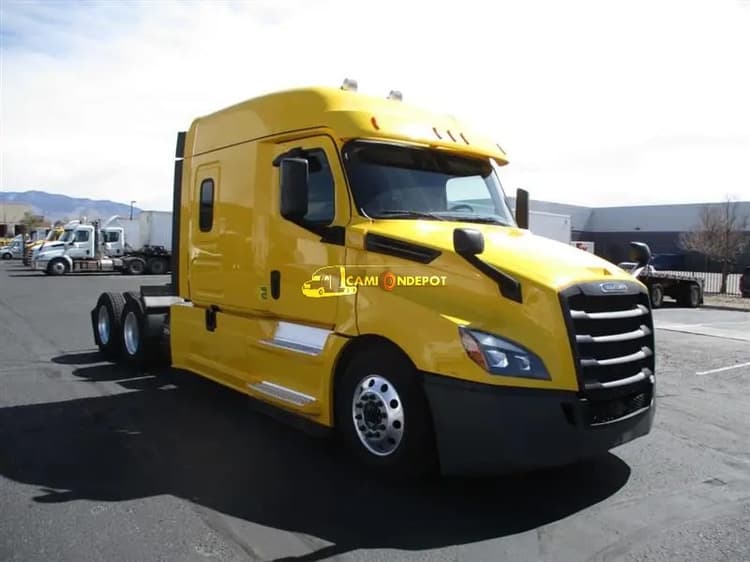 2020 Freightliner Cascadia Sleeper Trucks