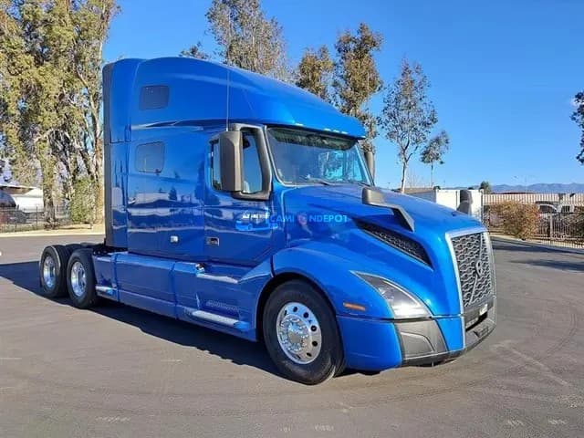 2021 Volvo VNL 760 Sleeper Trucks