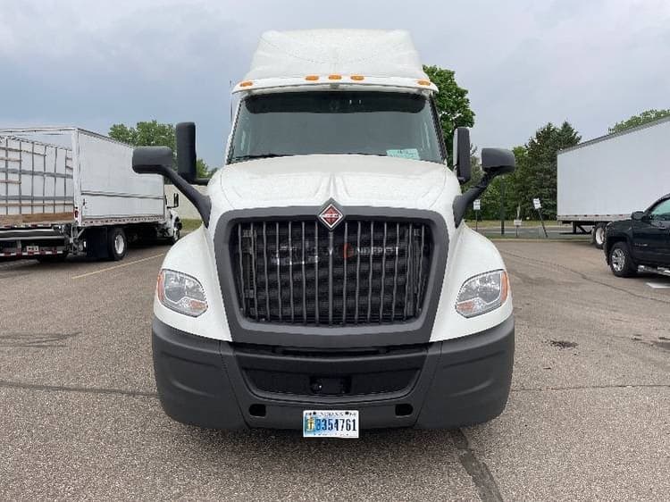 2020 International LT625 Sleeper Trucks