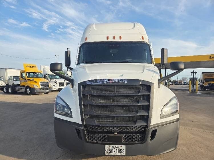 2021 Freightliner T12664ST Sleeper Trucks