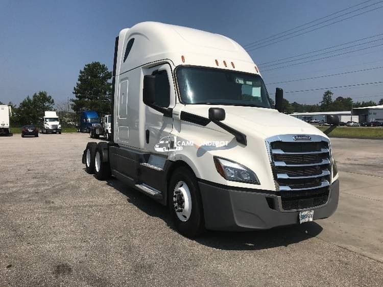 2020 Freightliner T12664ST Sleeper Trucks