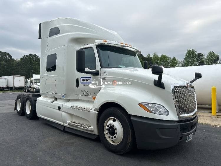2020 International LT625 Sleeper Trucks