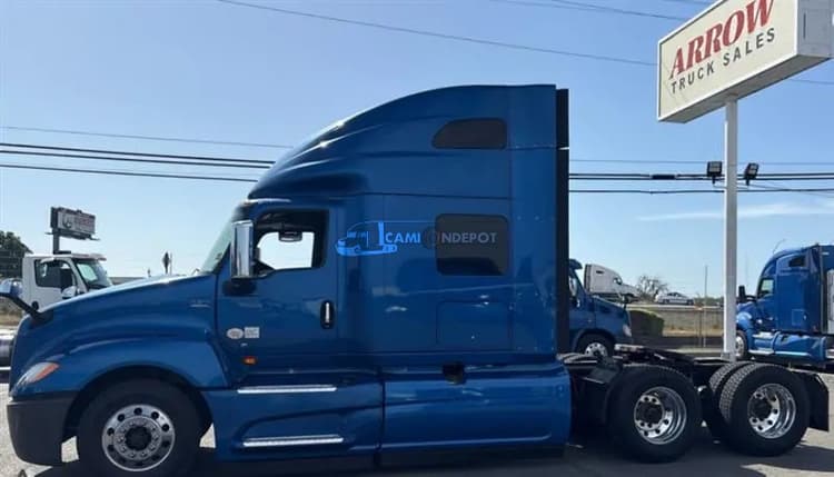 2020 International LT625 Sleeper Trucks