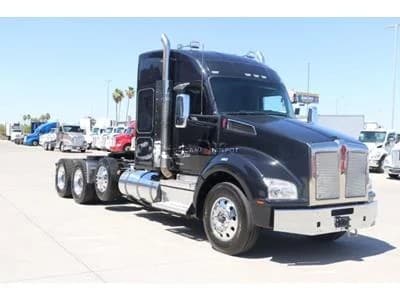 2023 Kenworth T880 Sleeper Trucks
