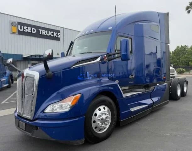 2023 Kenworth T680 Sleeper Trucks