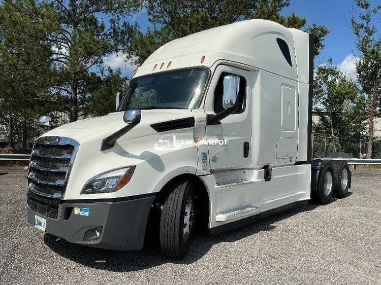 2020 Freightliner T12664ST Sleeper Trucks
