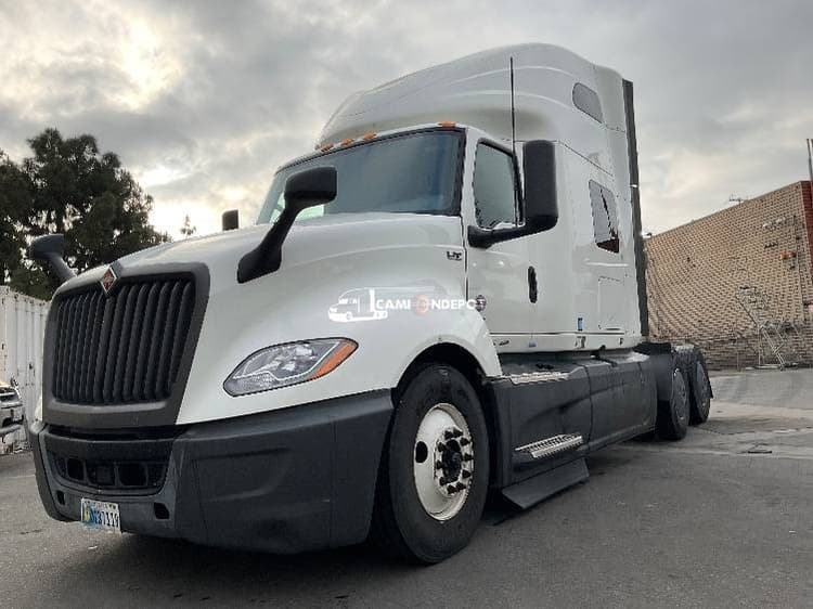 2022 International LT625 Sleeper Trucks