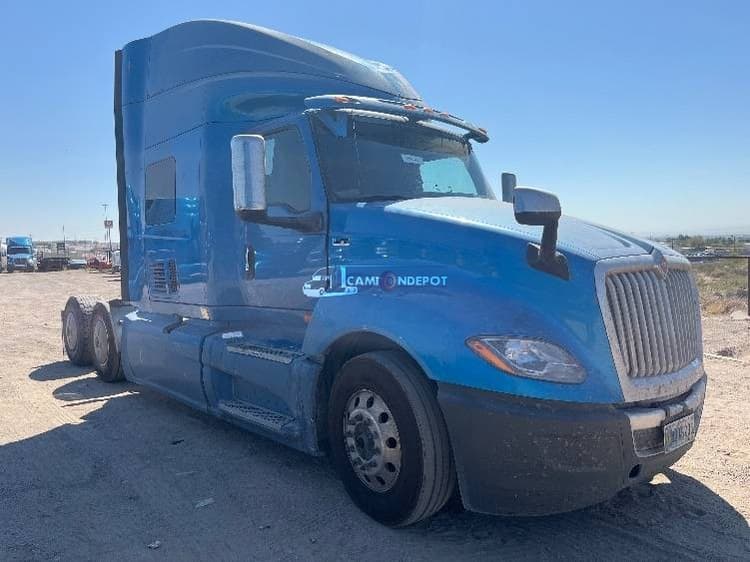 2019 International LT625 Sleeper Trucks