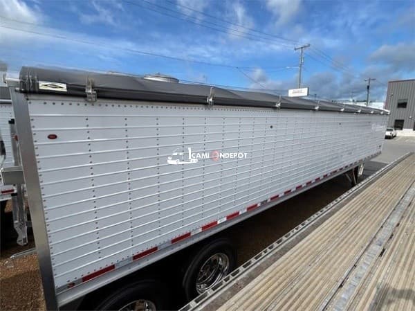 2025 Wilson  DWH 750 Trailers Grain Hopper 
