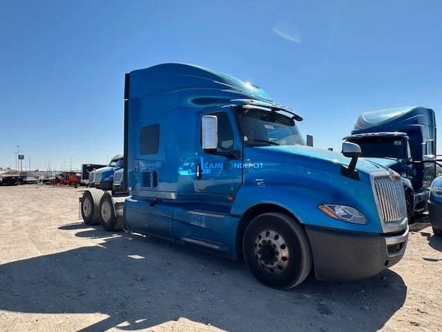 2019 International LT625 Sleeper Trucks