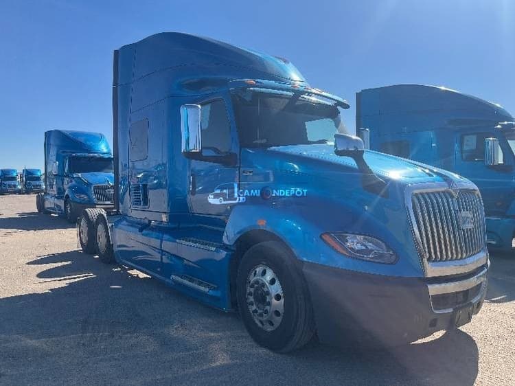 2020 International LT625 Sleeper Trucks