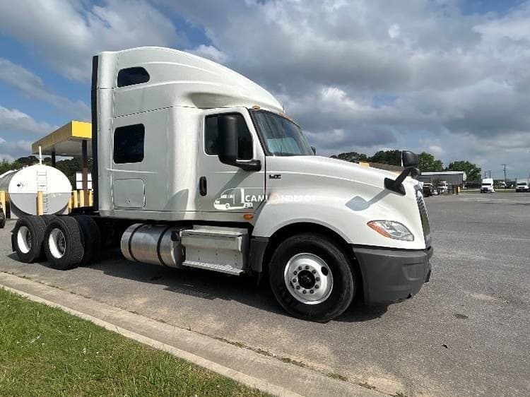 2019 International LT625 Sleeper Trucks