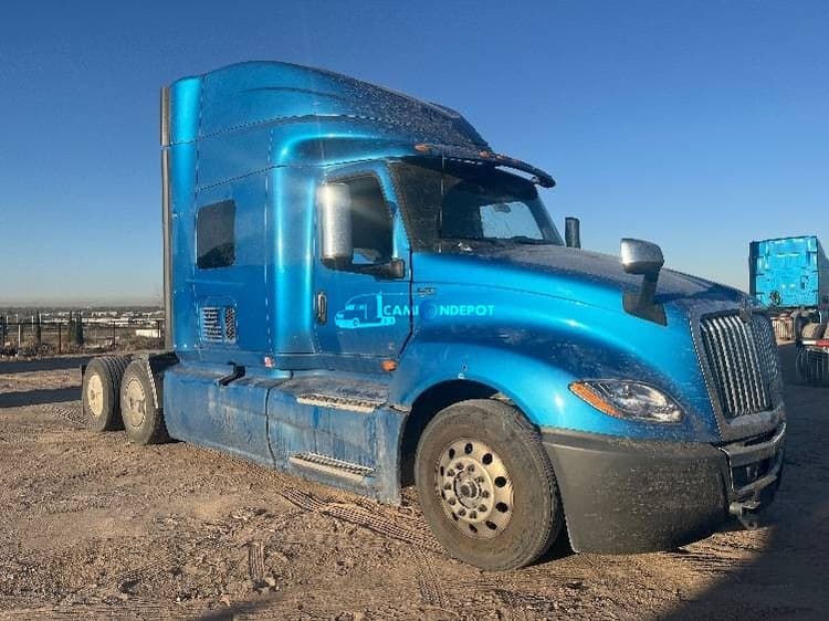 2020 International LT625 Sleeper Trucks