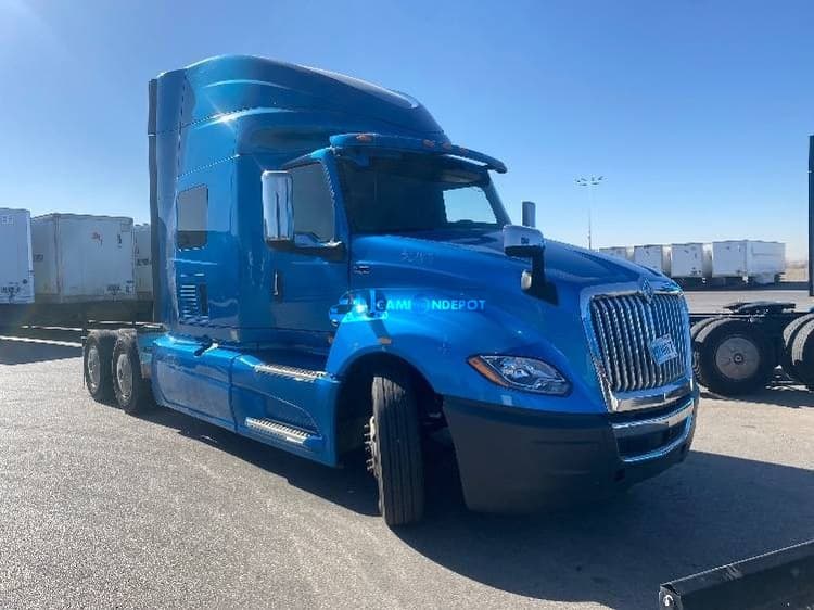 2020 International LT625 Sleeper Trucks