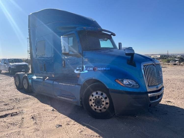 2020 International LT625 Sleeper Trucks