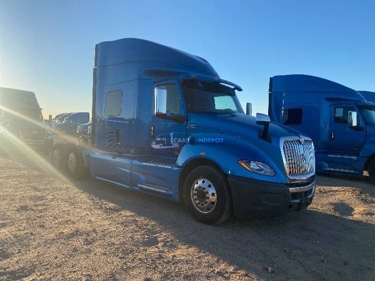 2020 International LT625 Sleeper Trucks