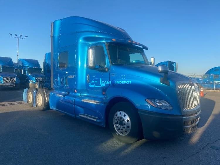 2020 International LT625 Sleeper Trucks
