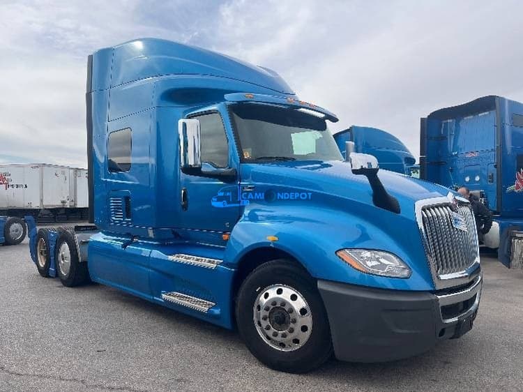 2020 International LT625 Sleeper Trucks