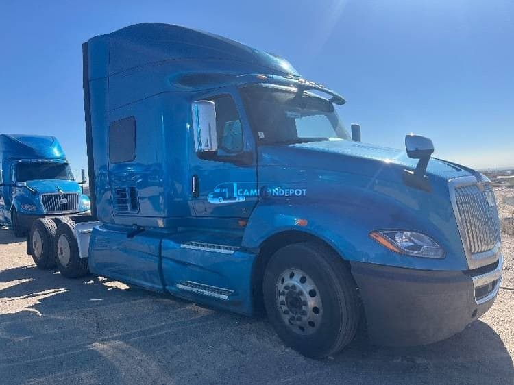 2020 International LT625 Sleeper Trucks