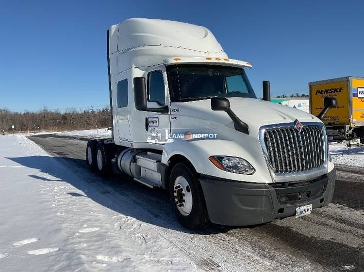 2020 International LT625 Sleeper Trucks